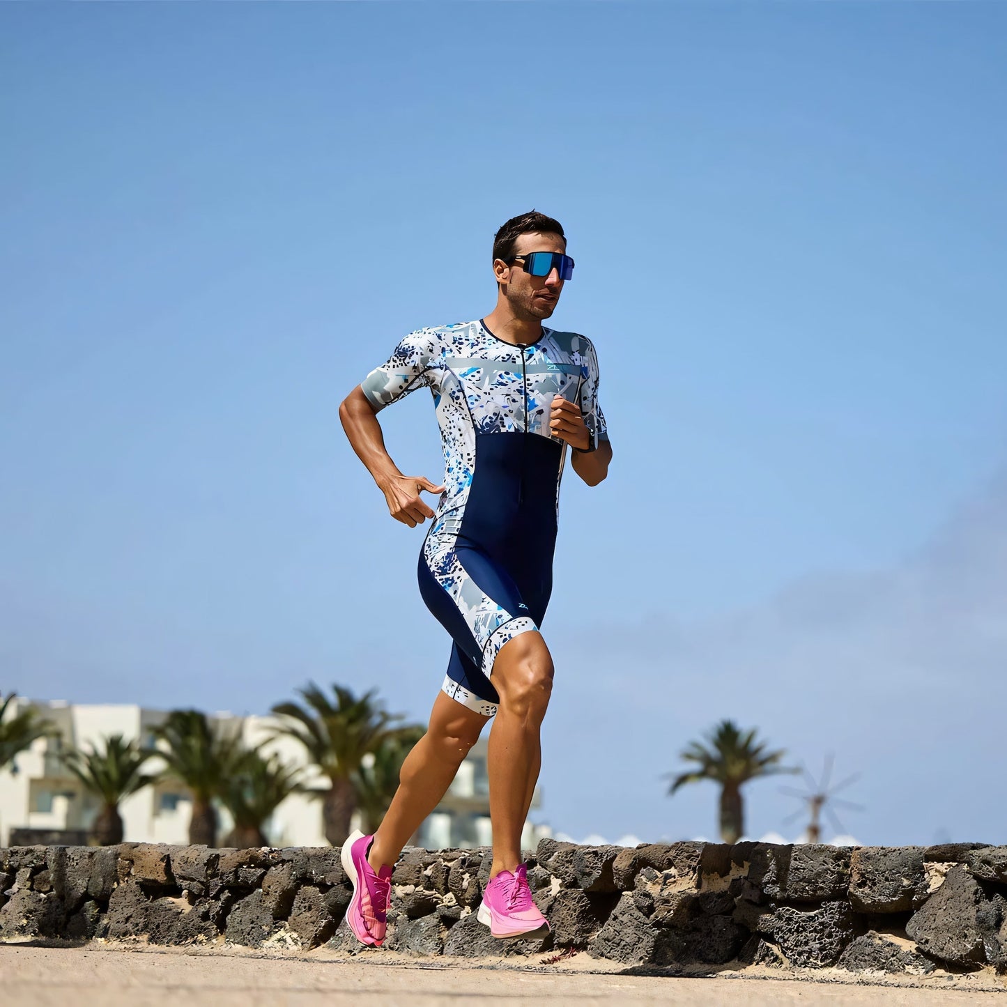 ZONE3 Men's Activate+ Short Sleeve Trisuit (Momentum II / Revolution II)